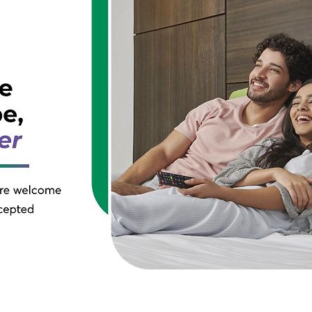 Treebo Grand Vistara Airport Suites Kochi Dış mekan fotoğraf